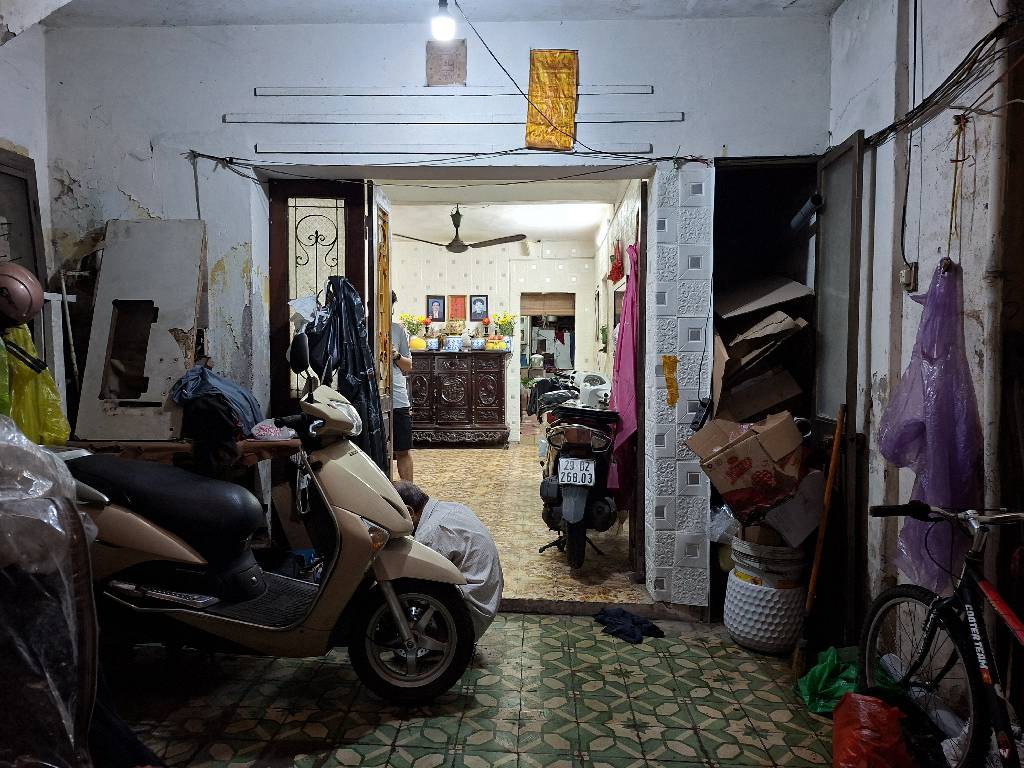 Bán nhà Phố Huế - diện tích 81m2 2 tầng - mặt phố kinh doanh đa dạng - giá 48 tỷ