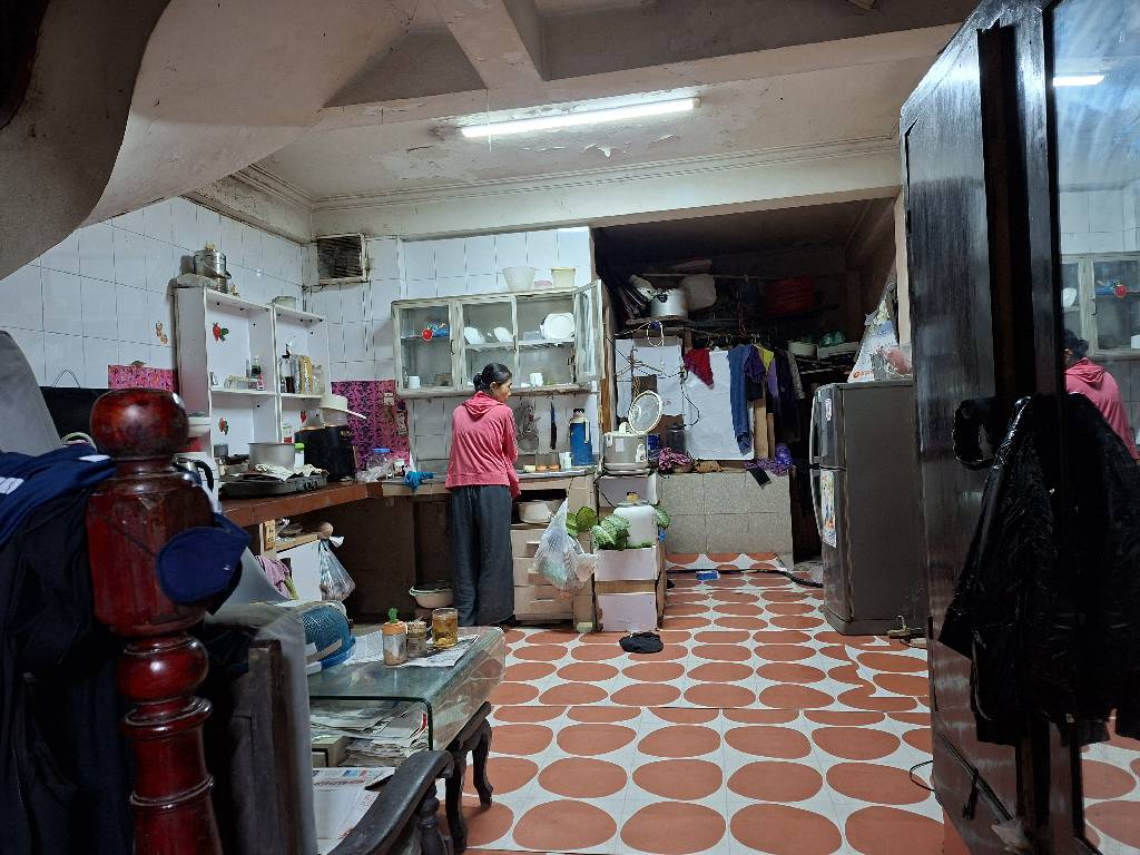 Bán nhà Phố Huế - diện tích 81m2 2 tầng - mặt phố kinh doanh đa dạng - giá 48 tỷ