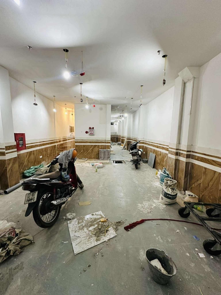 Bán nhà Ngõ Lệnh Cư - diện tích 95m2 7 tầng - Toà nhà dòng tiền - giá 28 tỷ