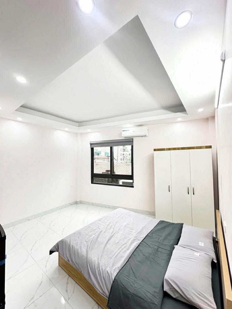 Bán nhà Ngõ Lệnh Cư - diện tích 95m2 7 tầng - Toà nhà dòng tiền - giá 28 tỷ