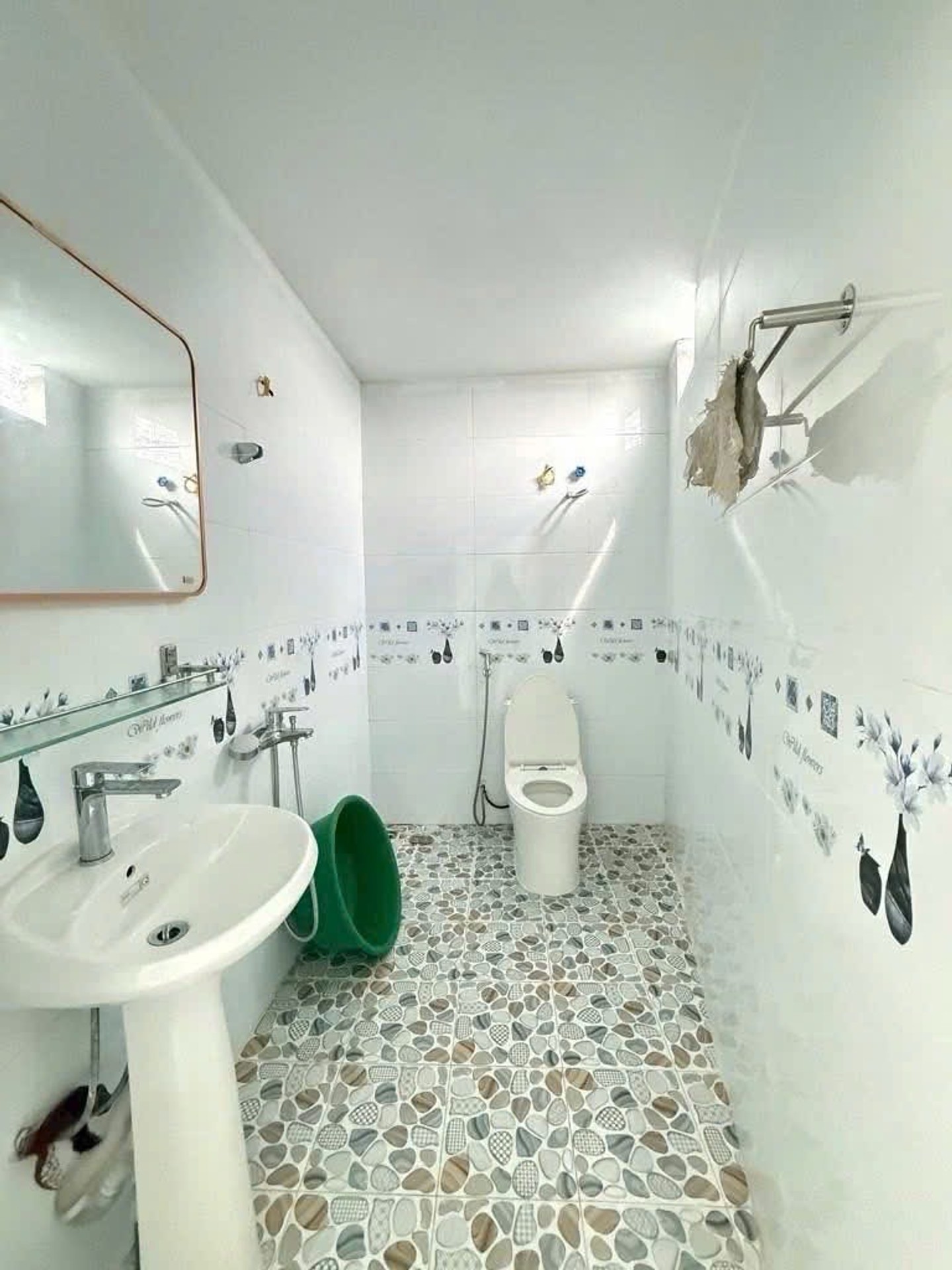 Bán nhà Bằng Liệt - diện tích 37m2 2 tầng - Vị trí đẹp, ô tô tránh - giá 6,35 tỷ