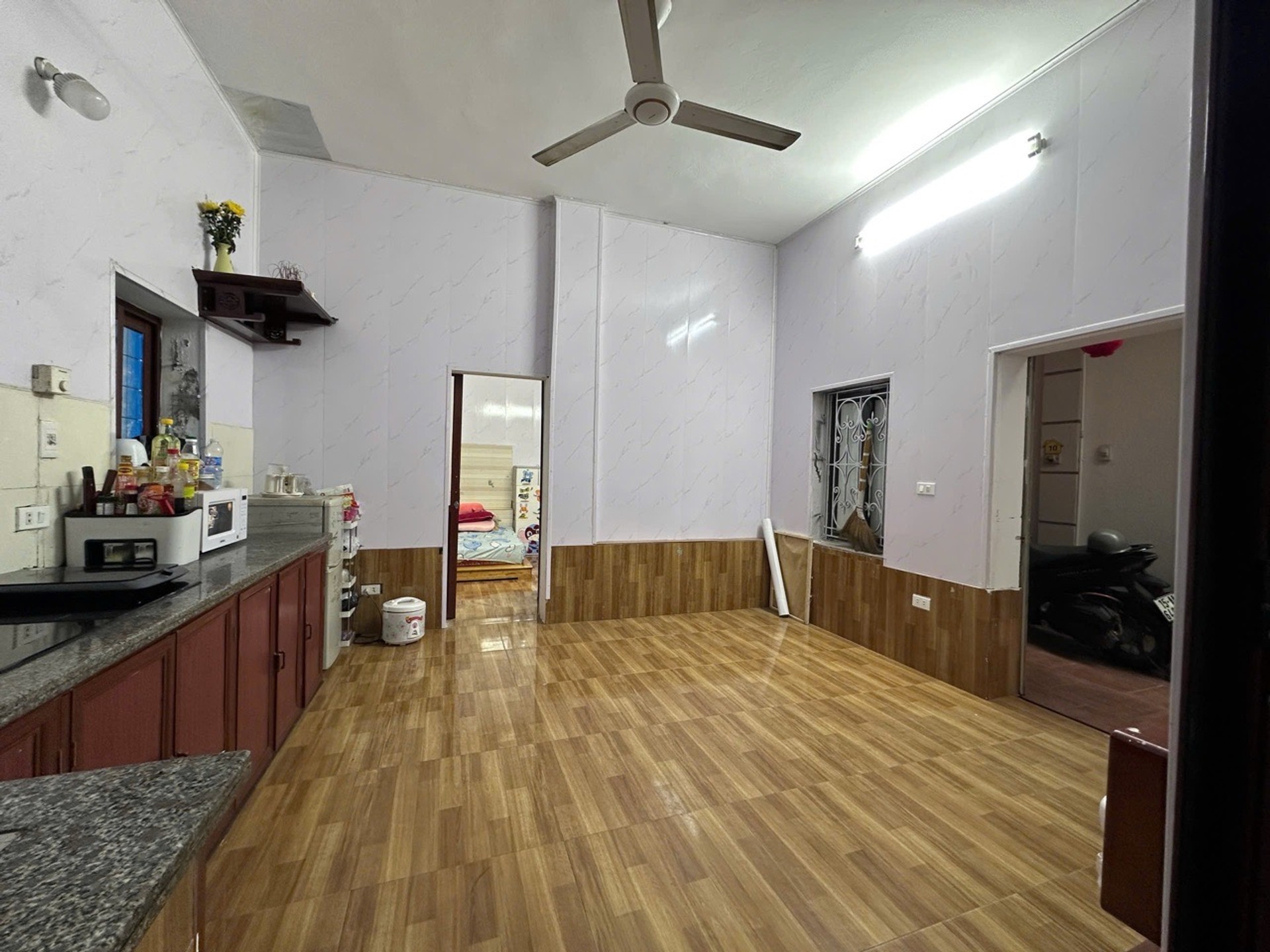 Bán nhà Bằng Liệt - diện tích 37m2 2 tầng - Vị trí đẹp, ô tô tránh - giá 6,35 tỷ
