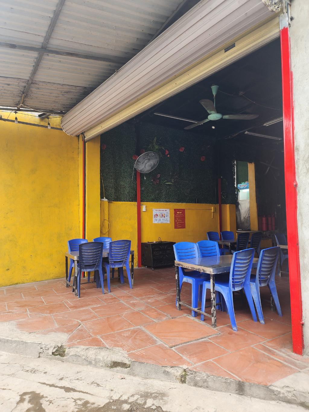 Bán nhà Hoàng Cầu - diện tích 120m2 2 tầng - mặt hồ, ô tô - giá 54 tỷ