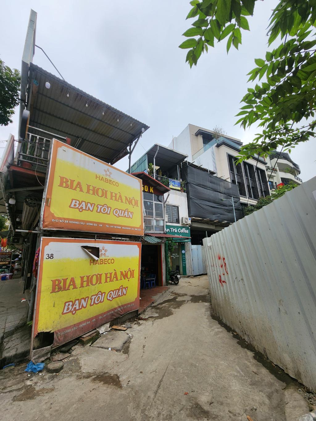 Bán nhà Hoàng Cầu - diện tích 120m2 2 tầng - mặt hồ, ô tô - giá 54 tỷ