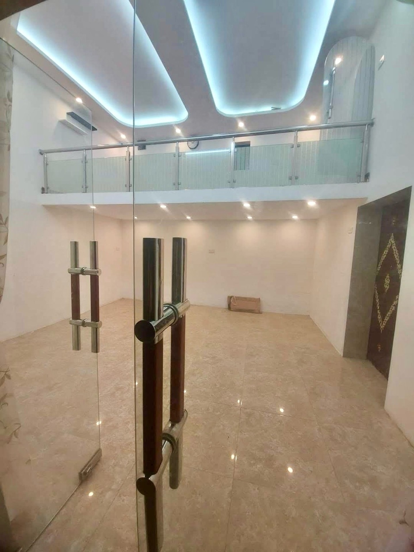Bán nhà Lê Đại Hành - diện tích 19m2 1.5 tầng - Ô tô thông - giá 4,5 tỷ