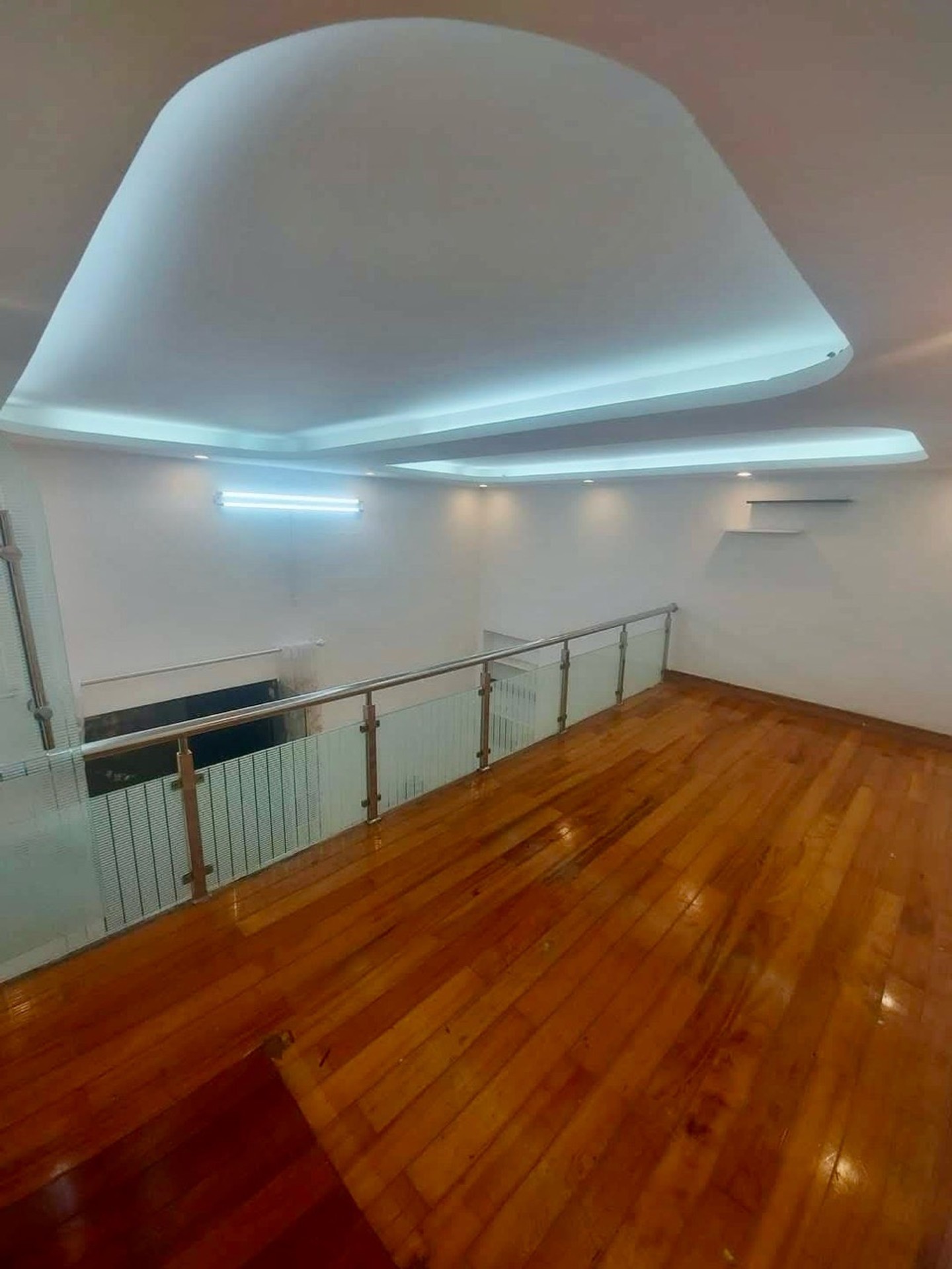 Bán nhà Lê Đại Hành - diện tích 19m2 1.5 tầng - Ô tô thông - giá 4,5 tỷ
