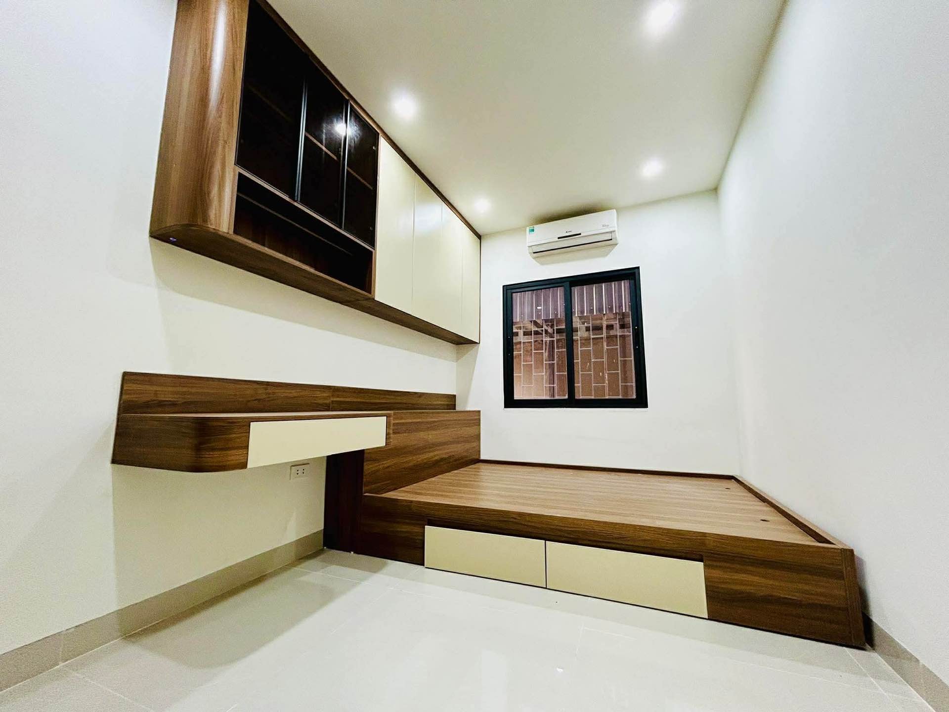 Bán nhà Ngõ Gốc Đề - diện tích 31m2 4 tầng - Nhà mới ở ngay - giá 7,5 tỷ