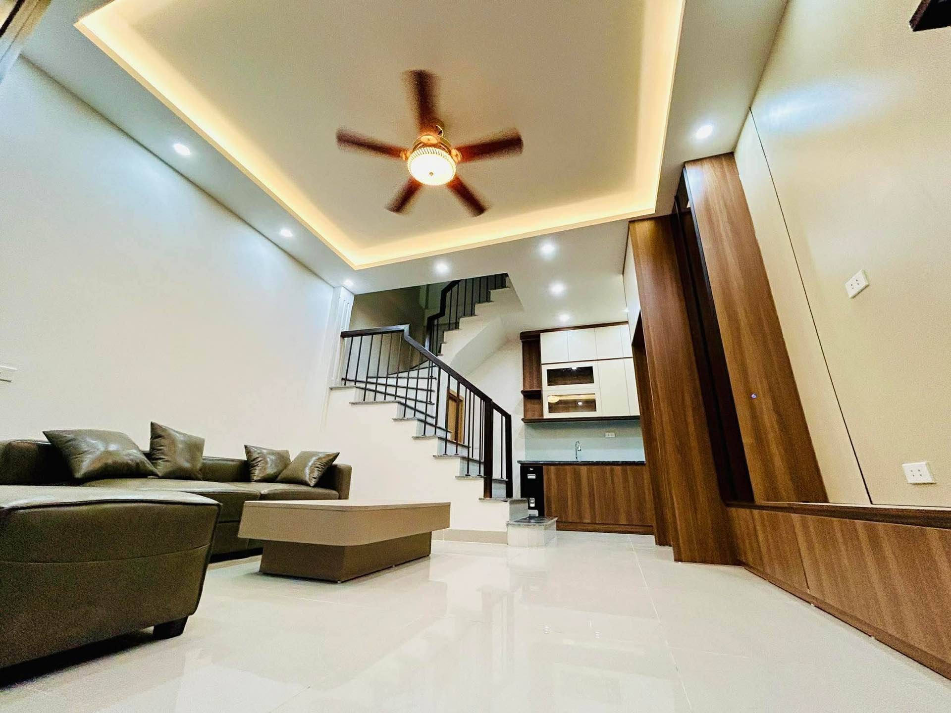 Bán nhà Ngõ Gốc Đề - diện tích 31m2 4 tầng - Nhà mới ở ngay - giá 7,5 tỷ
