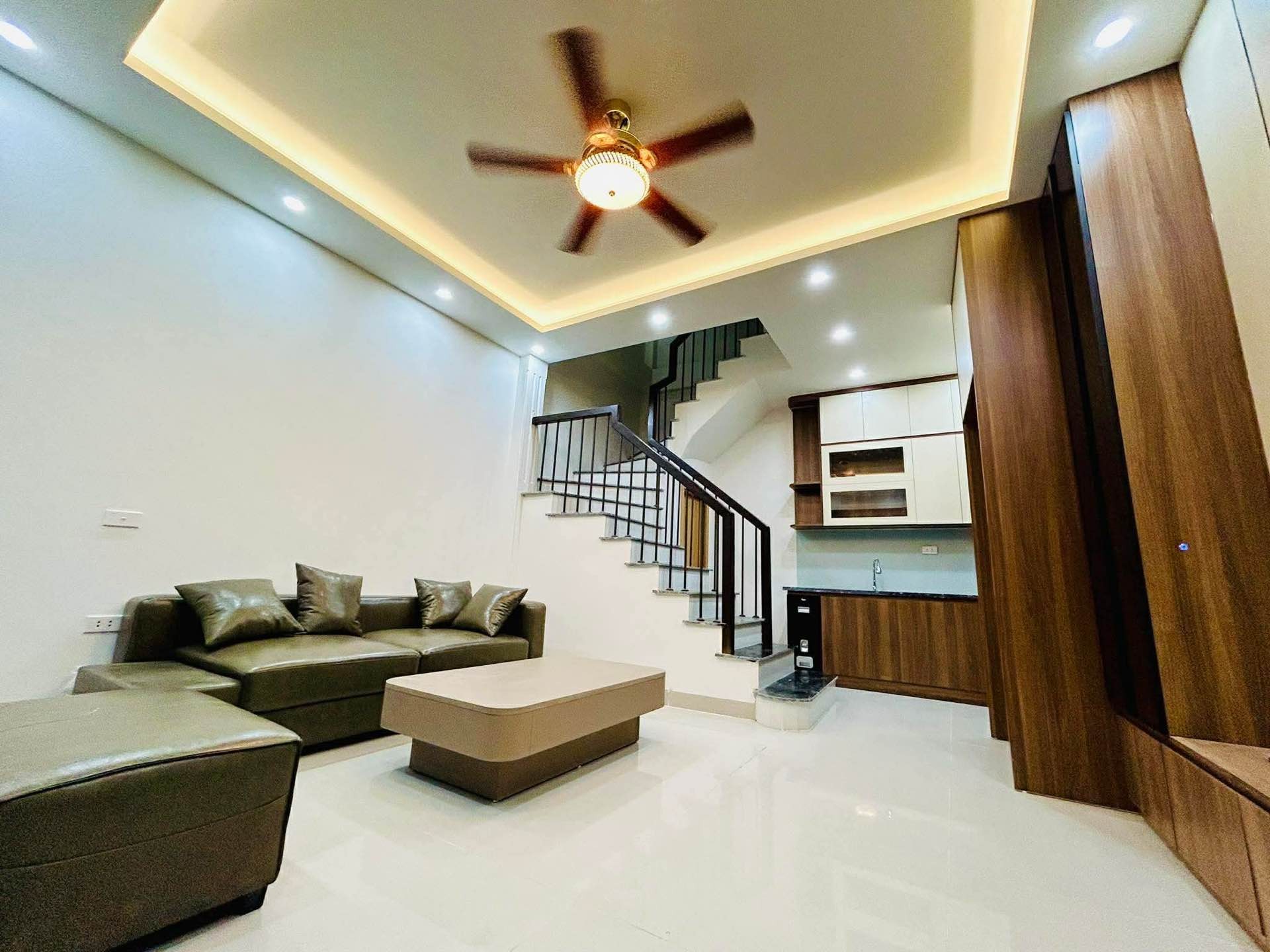Bán nhà Ngõ Gốc Đề - diện tích 31m2 4 tầng - Nhà mới ở ngay - giá 7,5 tỷ