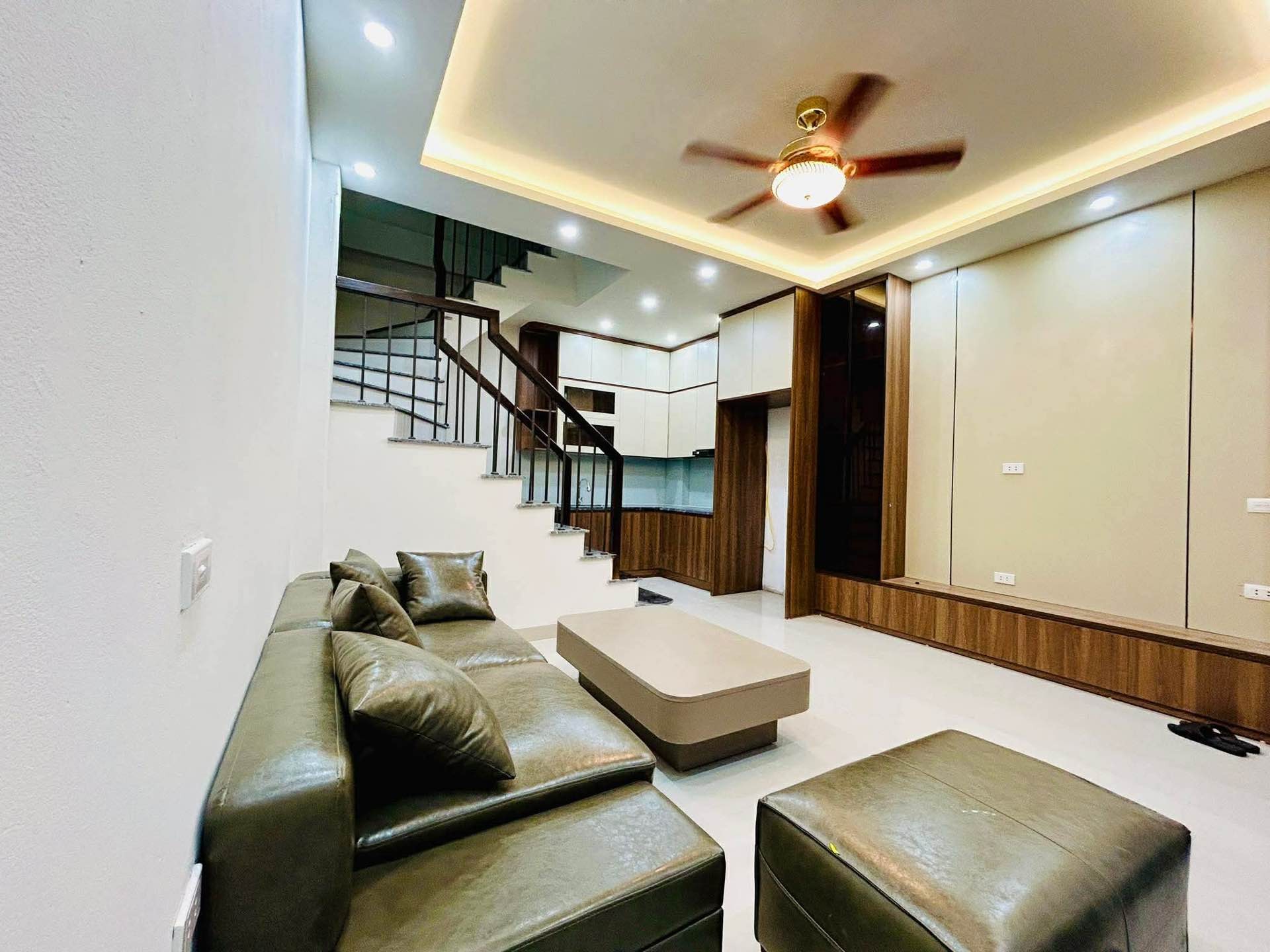 Bán nhà Ngõ Gốc Đề - diện tích 31m2 4 tầng - Nhà mới ở ngay - giá 7,5 tỷ