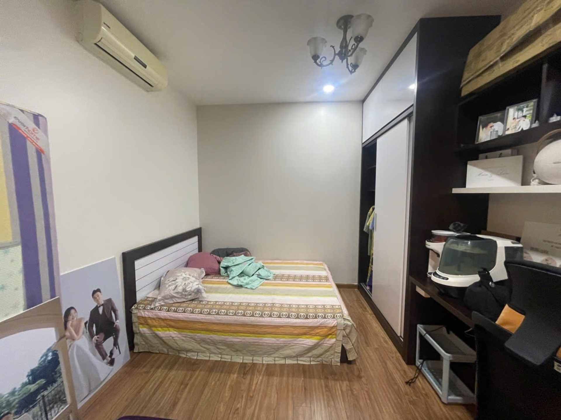 Bán nhà Minh Khai - diện tích 95m2 1 tầng - Lô góc 2 mặt thoáng - giá 13,2 tỷ
