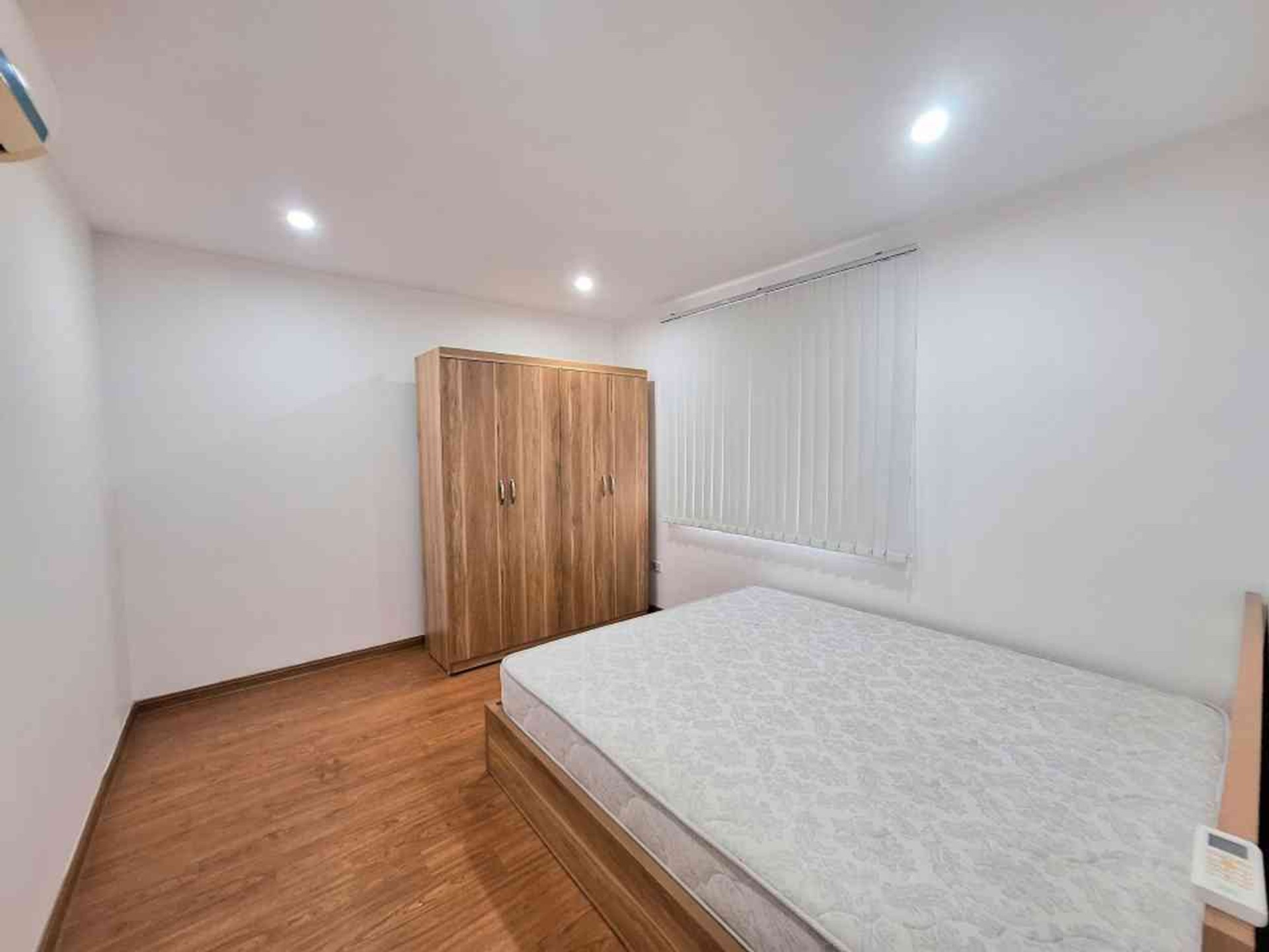 Bán nhà Tân Mai - diện tích 88m2 1 tầng - Căn góc 3 thoáng - giá 6,35 tỷ