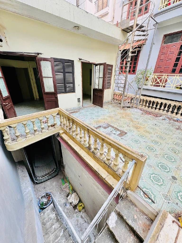 Bán nhà Vân Hồ - diện tích 51m2 5 tầng - Lô góc, mặt tiền rộng 5.2m - giá 14,5 tỷ