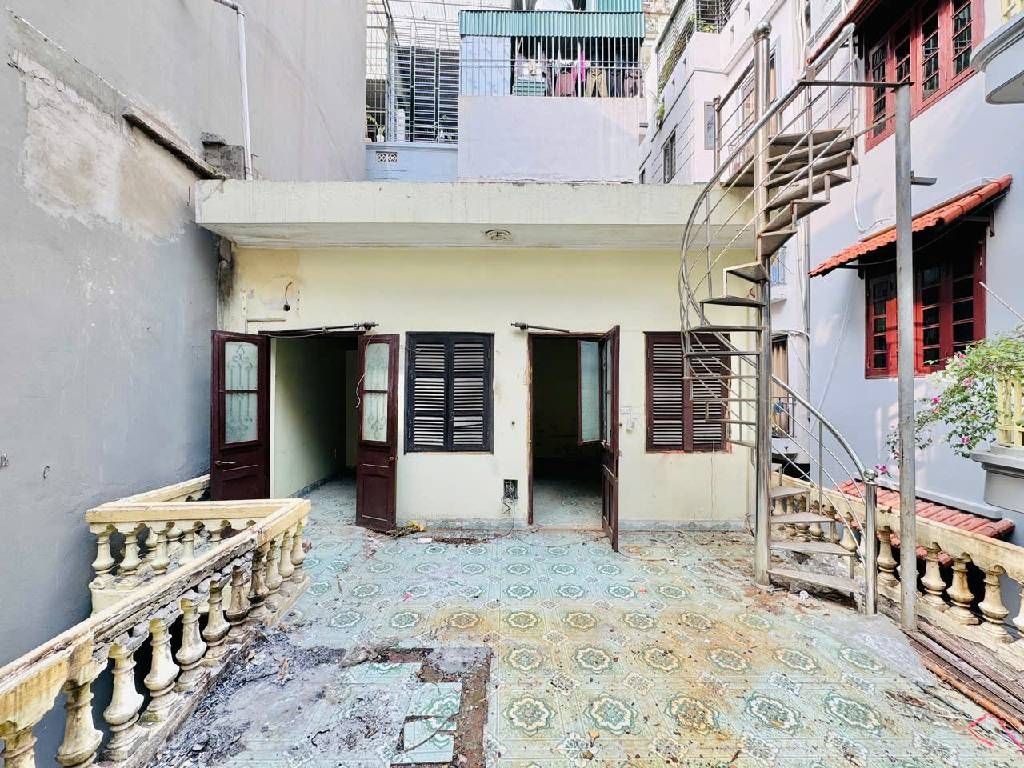 Bán nhà Vân Hồ - diện tích 51m2 5 tầng - Lô góc, mặt tiền rộng 5.2m - giá 14,5 tỷ