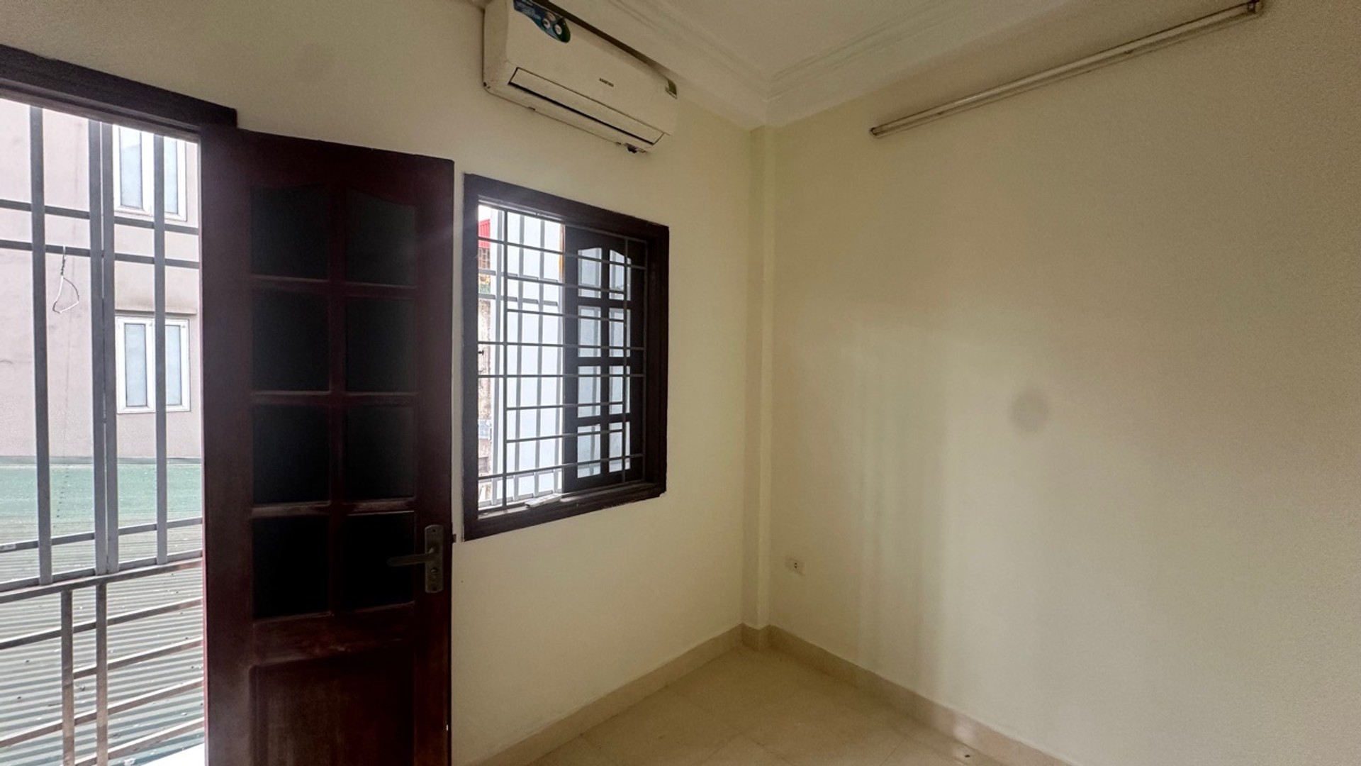 Bán nhà Thanh Lân - diện tích 31m2 4 tầng - Gần ô tô - giá 7 tỷ