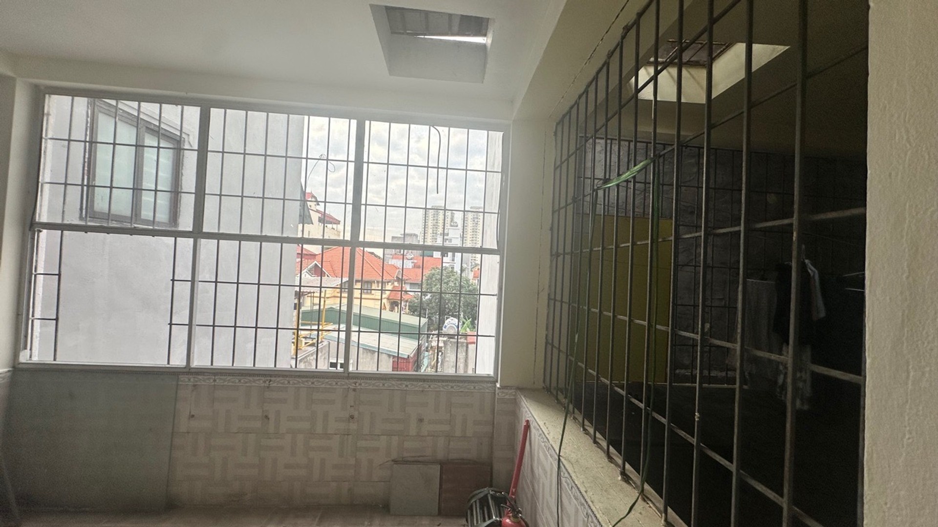 Bán nhà Thanh Lân - diện tích 31m2 4 tầng - Gần ô tô - giá 7 tỷ