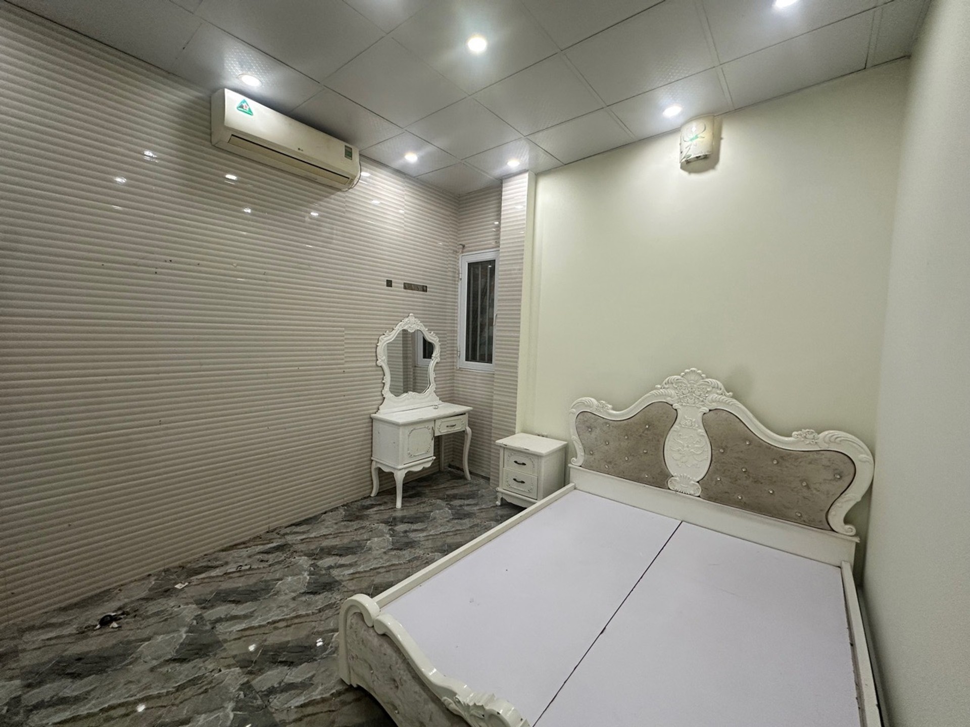 Bán nhà Thanh Lân - diện tích 31m2 4 tầng - Gần ô tô - giá 7 tỷ