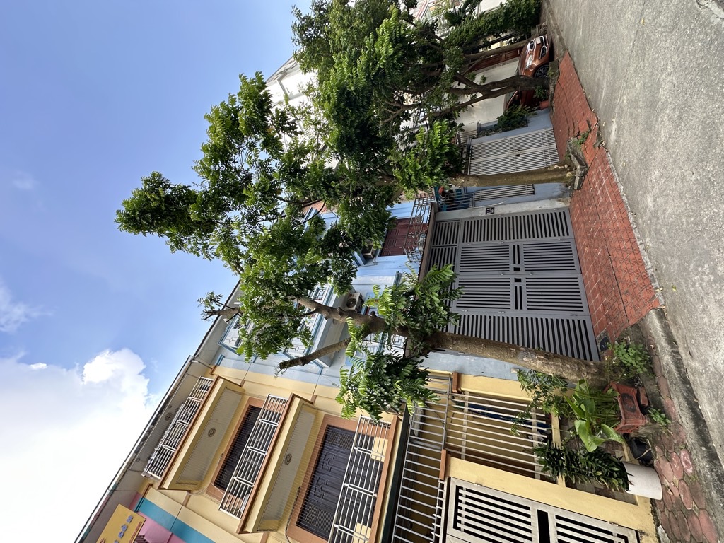 Bán nhà Lĩnh Nam - diện tích 88m2 4 tầng - ô tô tránh - giá 27 tỷ