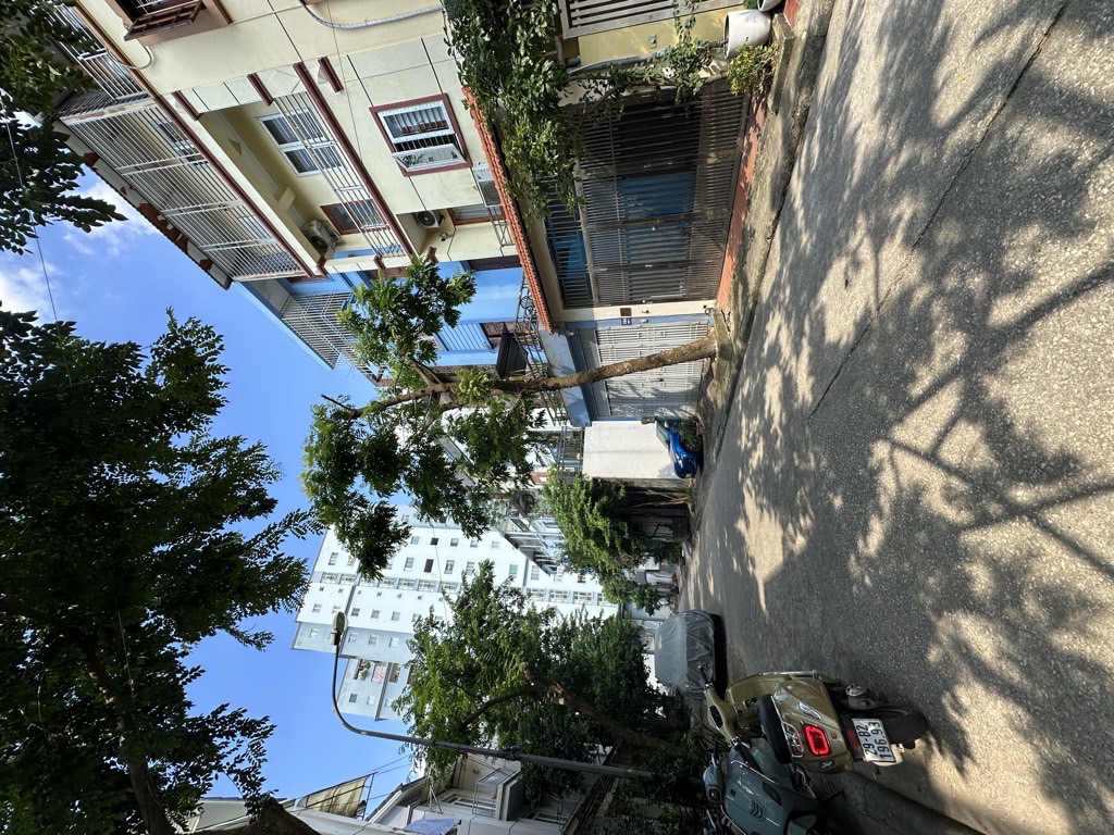 Bán nhà Lĩnh Nam - diện tích 88m2 4 tầng - ô tô tránh - giá 27 tỷ