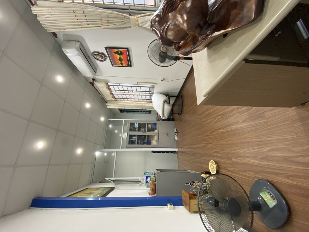 Bán nhà Trịnh Đình Cửu - diện tích 129m2 2 tầng - ô tô tránh - giá 31,5 tỷ