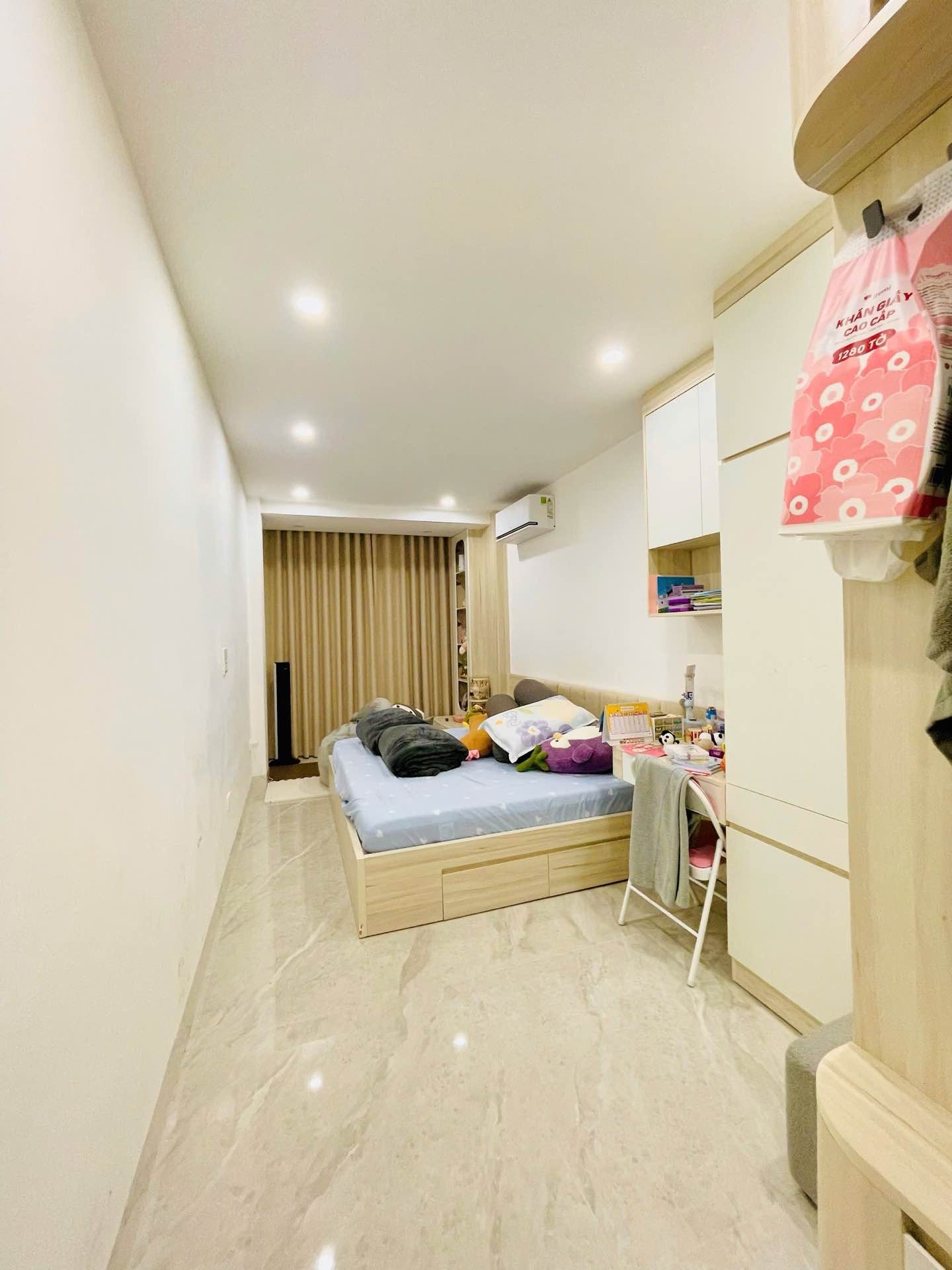 Bán nhà Hai Bà Trưng - diện tích 27m2 5 tầng - Ô TÔ 3M - giá 11,5 tỷ