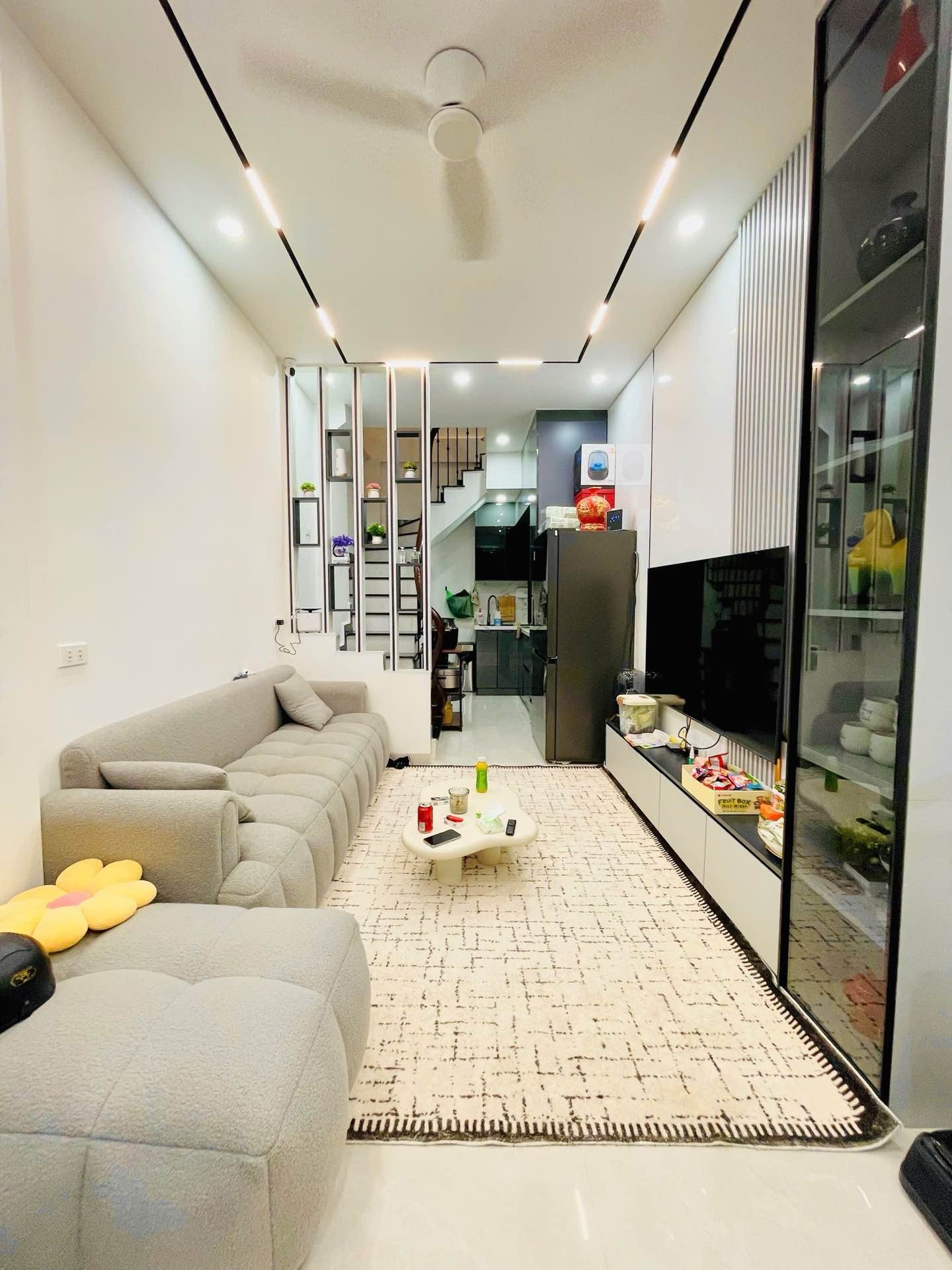 Bán nhà Hai Bà Trưng - diện tích 27m2 5 tầng - Ô TÔ 3M - giá 11,5 tỷ