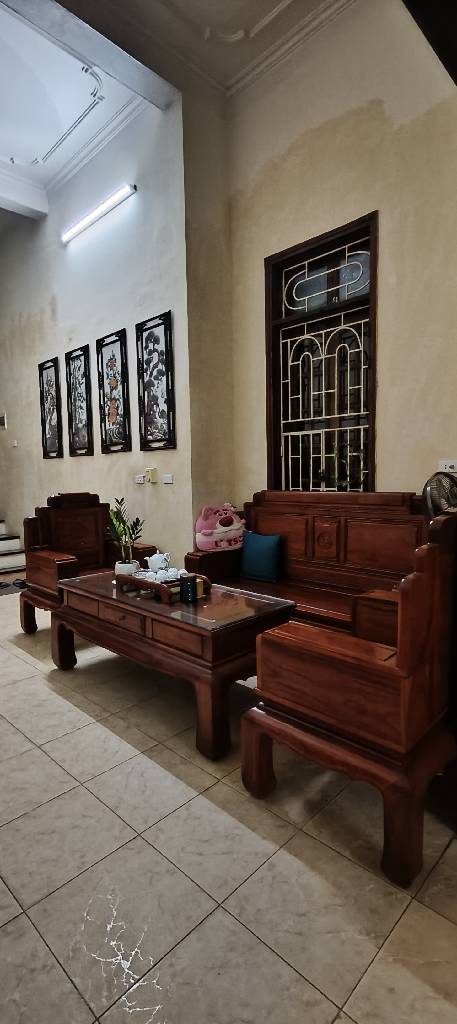 Bán nhà Hoàng Mai - diện tích 74m2 3 tầng - Ô tô đỗ cửa - giá 19,5 tỷ