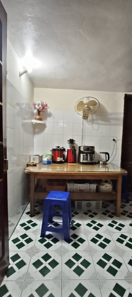 Bán nhà Hoàng Mai - diện tích 74m2 3 tầng - Ô tô đỗ cửa - giá 19,5 tỷ