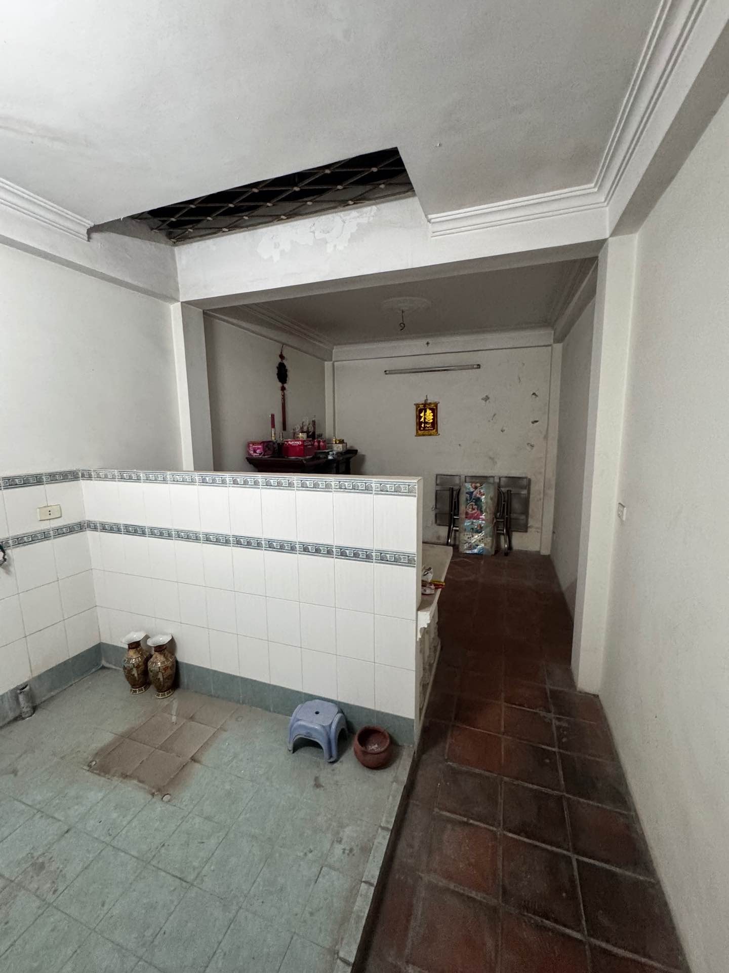 Bán nhà Minh Khai - diện tích 85m2 4 tầng - Ngõ ô tô tránh - giá 28,9 tỷ