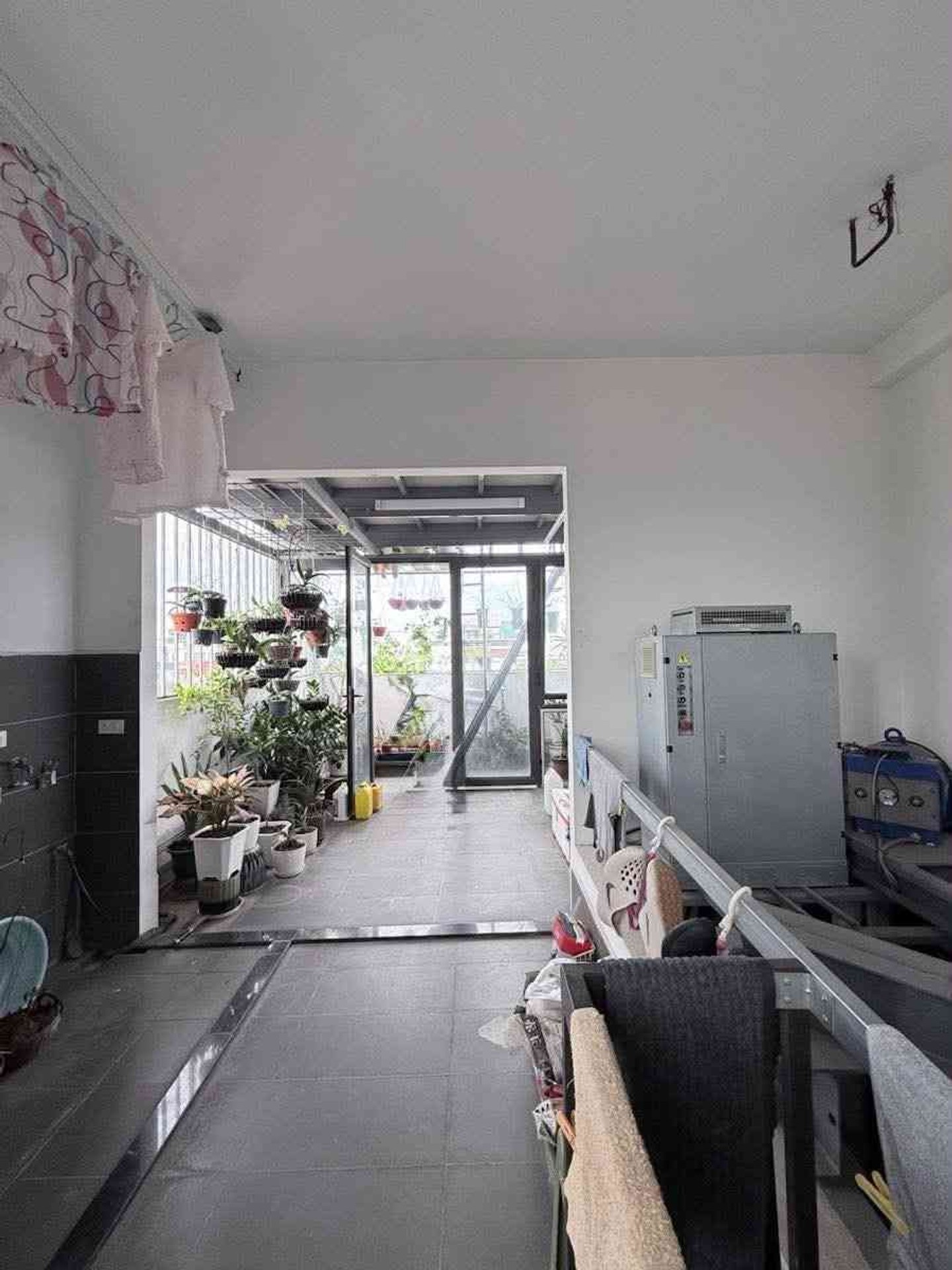 Bán nhà Võ Văn Dũng - diện tích 48m2 9 tầng - Mặt phố trung tâm, kinh doanh cực tốt - giá 38,5 tỷ