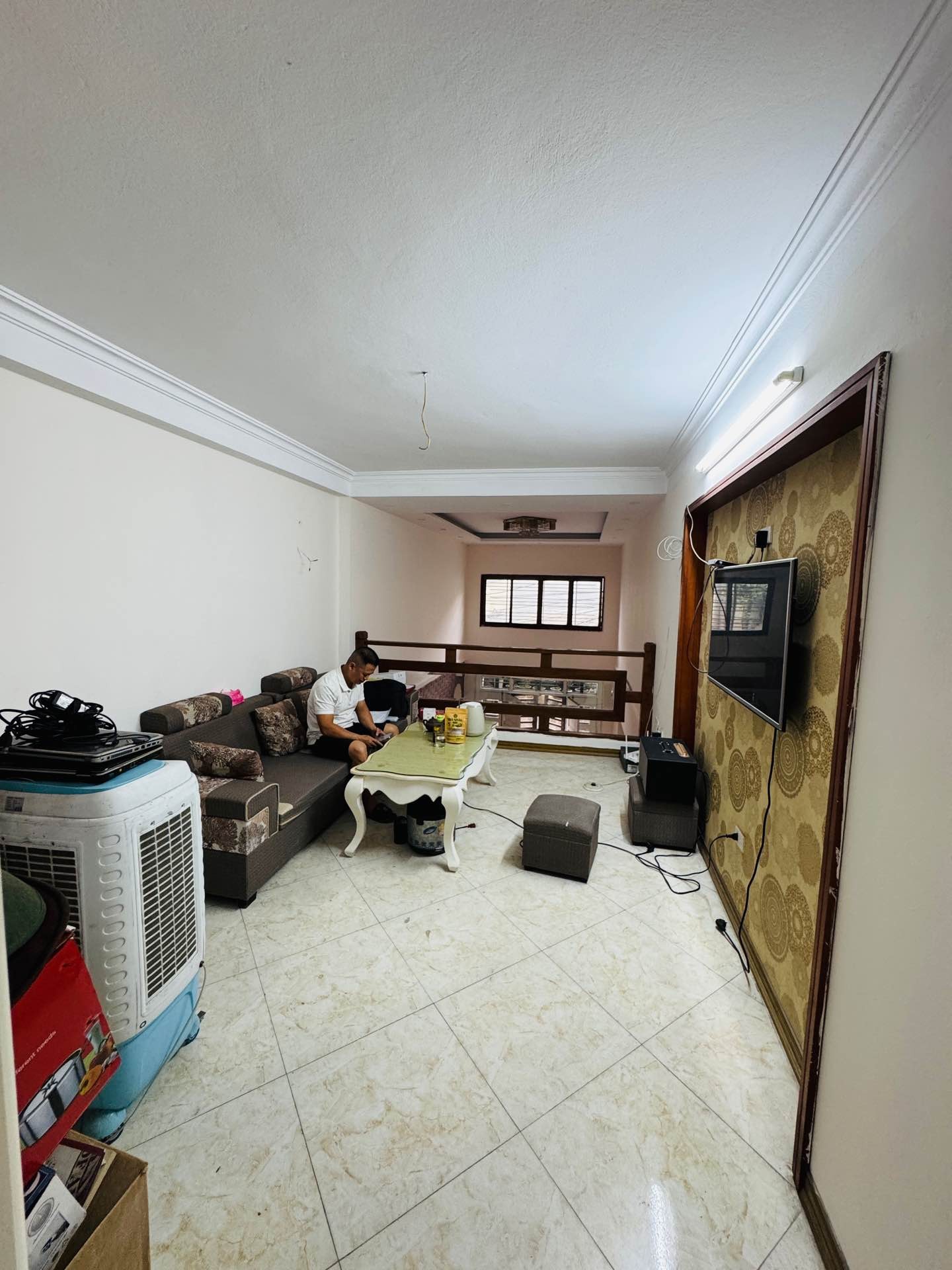 Bán nhà Lĩnh Nam - diện tích 36m2 4 tầng - ô tô đỗ cửa - giá 7,4 tỷ