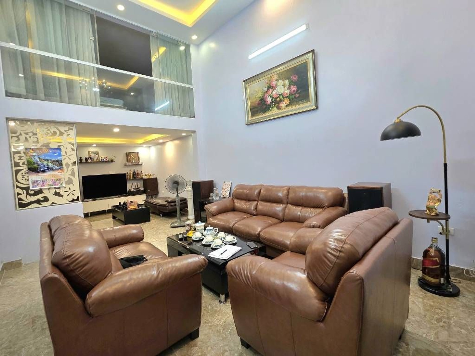 Bán nhà Nguyễn Cao - diện tích 58m2 4 tầng - Nhà kinh doanh, ô tô đỗ cửa - giá 18,3 tỷ