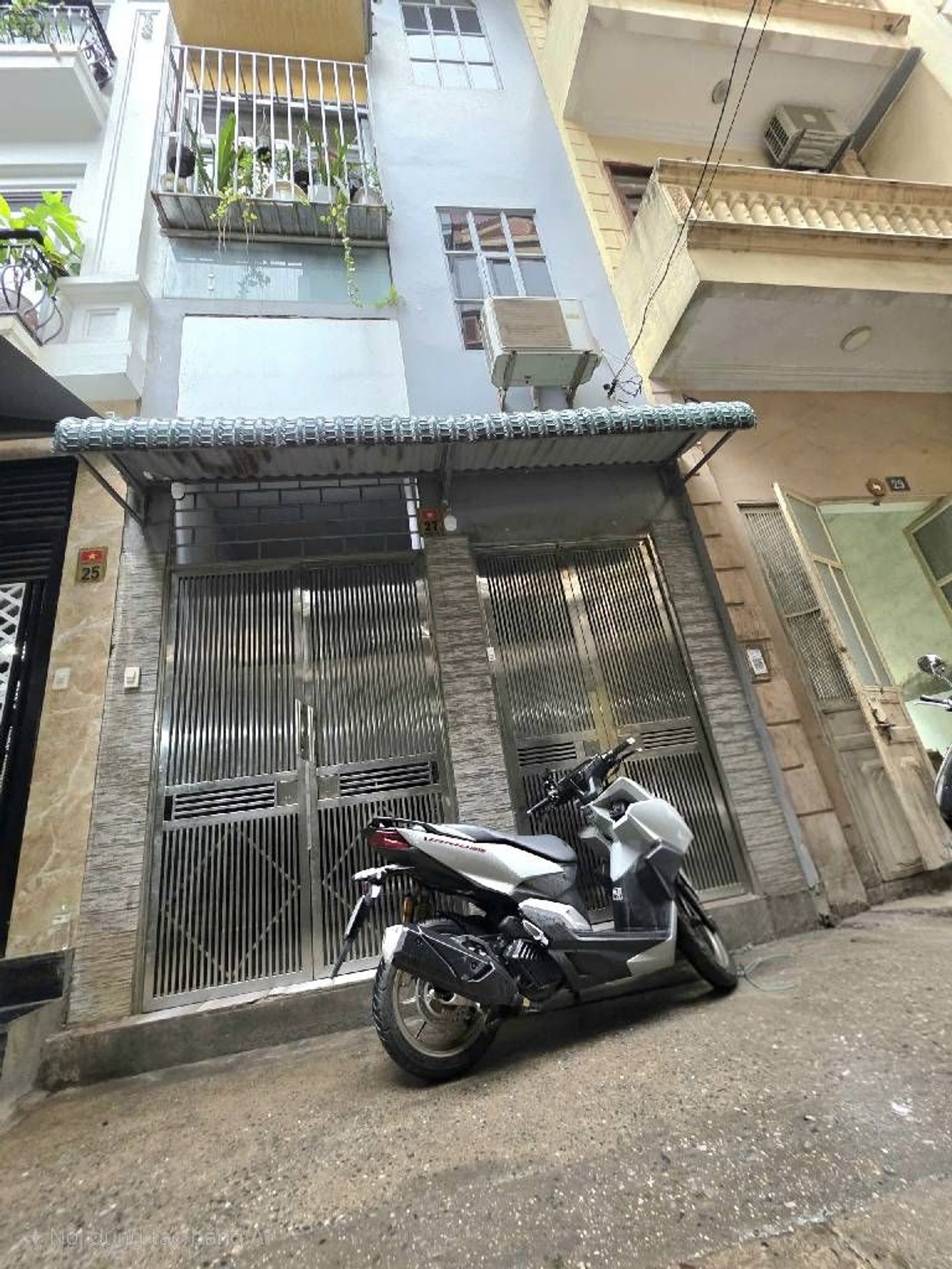 Bán nhà Nguyễn Cao - diện tích 58m2 4 tầng - Nhà kinh doanh, ô tô đỗ cửa - giá 18,3 tỷ
