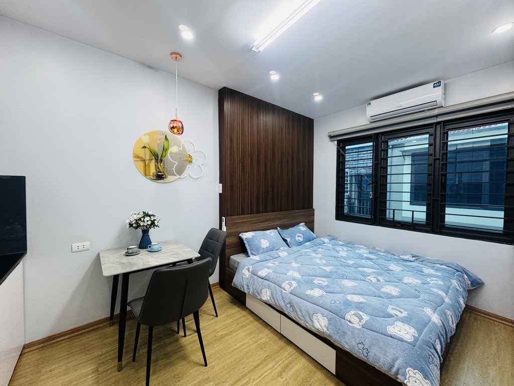Bán nhà Hoàng Mai - diện tích 42m2 5 tầng - Lô góc 2 mặt thoáng - giá 13,8 tỷ