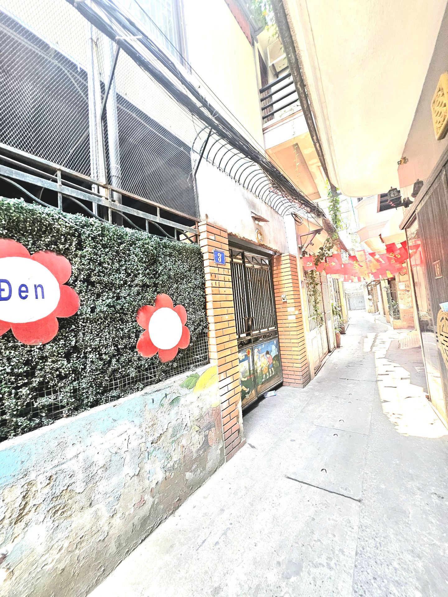 Bán nhà Hòa Bình 7 - diện tích 50m2 1 tầng - ô tô tránh - giá 11 tỷ