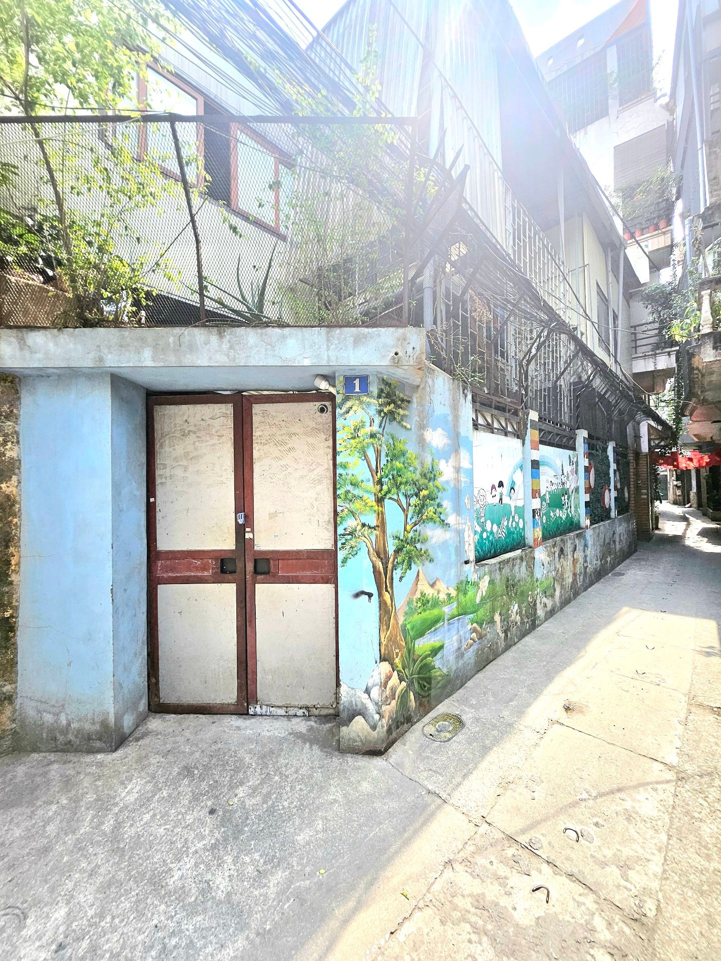 Bán nhà Hòa Bình 7 - diện tích 50m2 1 tầng - ô tô tránh - giá 11 tỷ
