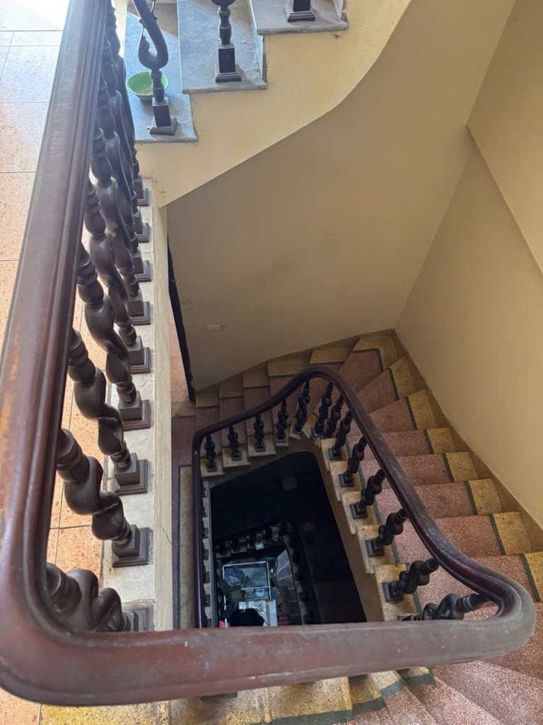 Bán nhà Yên Hoà - diện tích 55m2 5 tầng - Mặt phố VIP Cầu Giấy - giá 34 tỷ