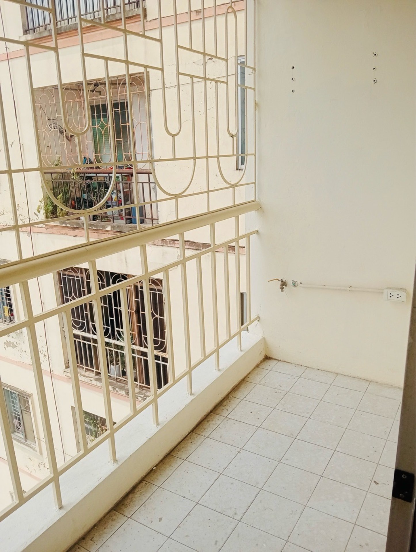 Bán nhà Lê Trọng Tấn - diện tích 38m2 4 tầng - Ô TÔ VÀO NHÀ - giá 14,7 tỷ