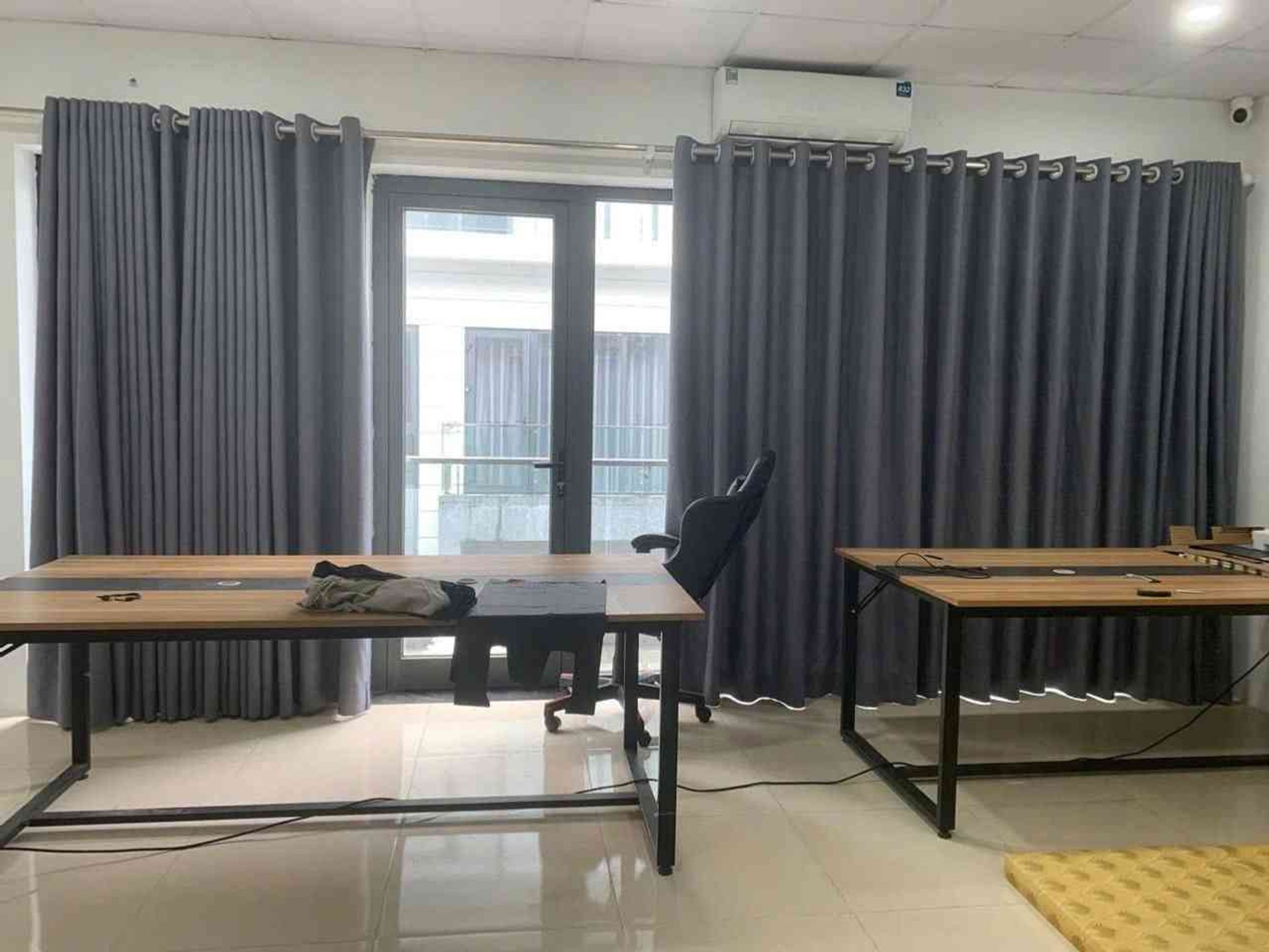 Bán nhà Định Công - diện tích 68m2 5 tầng - Khu VIP ô tô - giá 41,6 tỷ