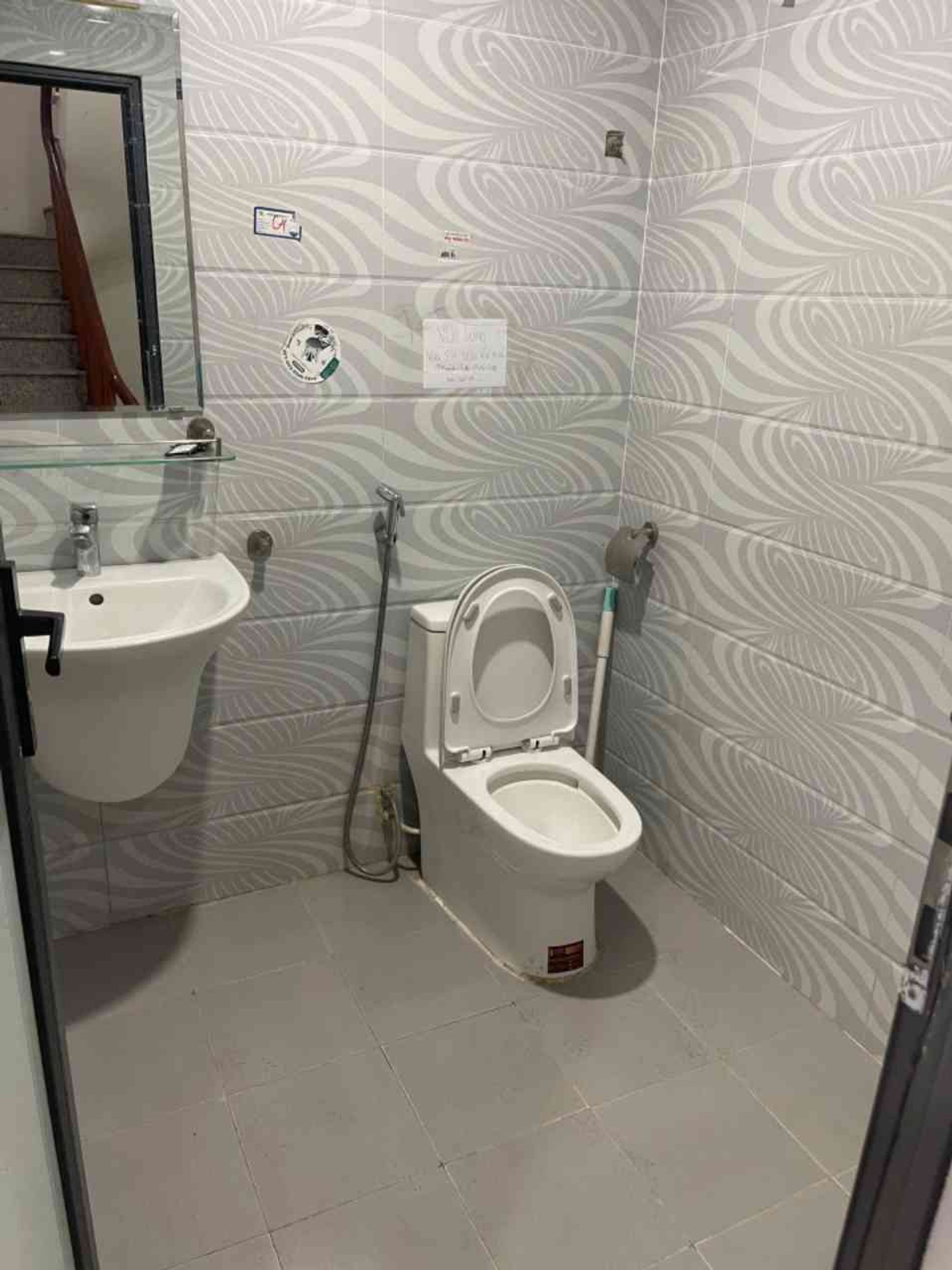 Bán nhà Định Công - diện tích 68m2 5 tầng - Khu VIP ô tô - giá 41,6 tỷ