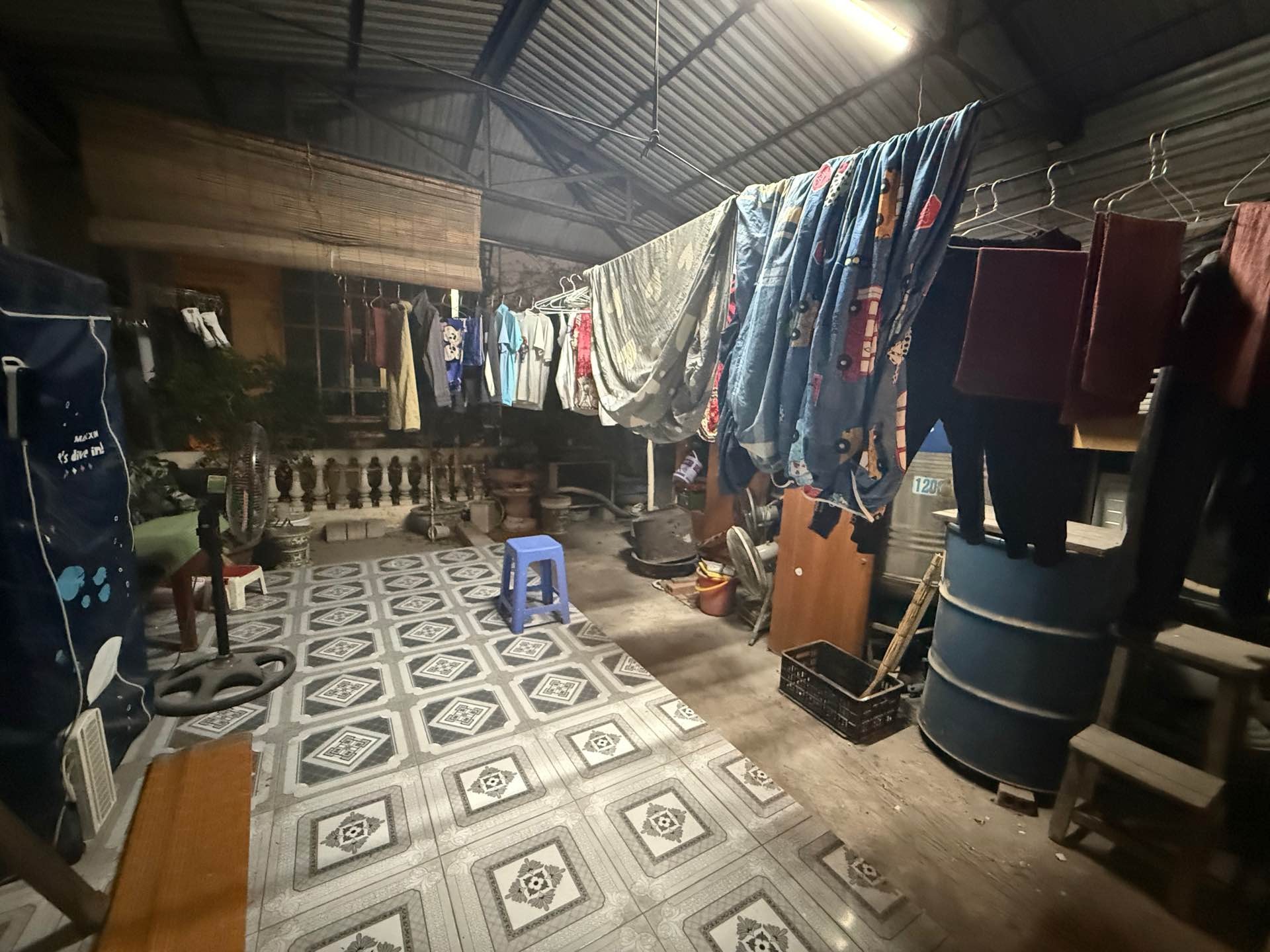 Bán nhà Trương Định - diện tích 68m2 3 tầng - Lô góc 2 mặt thoáng - giá 27 tỷ