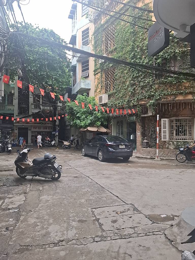 Bán nhà Tây Sơn - diện tích 64m2 4 tầng - Ô tô tránh vào nhà - giá 35 tỷ