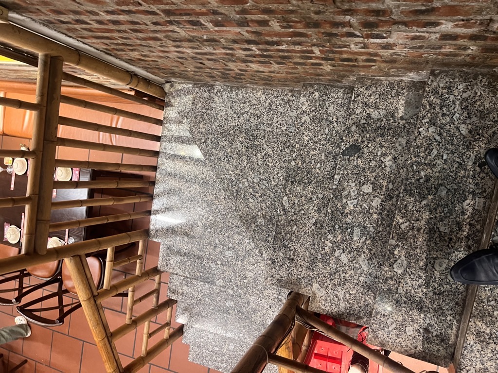 Bán nhà Minh Khai - diện tích 86m2 4 tầng - Ô TÔ TRÁNH - giá 47 tỷ