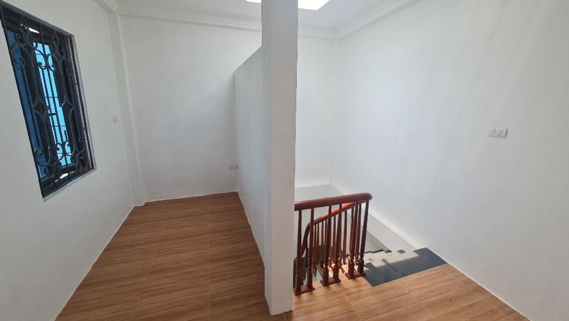 Bán nhà Trại Cá - diện tích 28m2 5 tầng - Nhà đẹp hiếm có - giá 8,2 tỷ