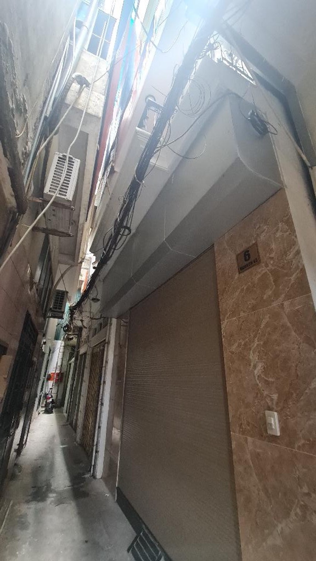 Bán nhà Trại Cá - diện tích 28m2 5 tầng - Nhà đẹp hiếm có - giá 8,2 tỷ