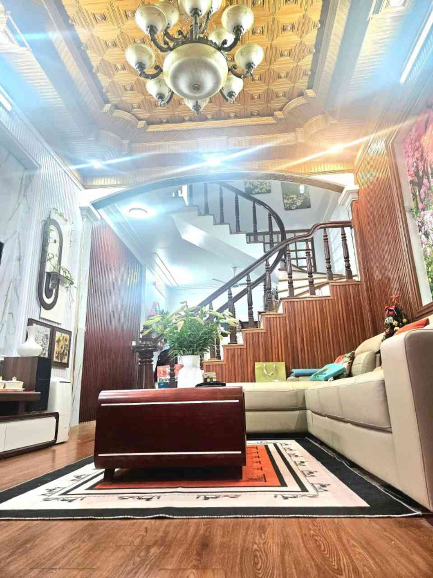 Bán nhà Kim Giang - diện tích 54m2 4 tầng - ô tô đỗ cửa - giá 14,6 tỷ