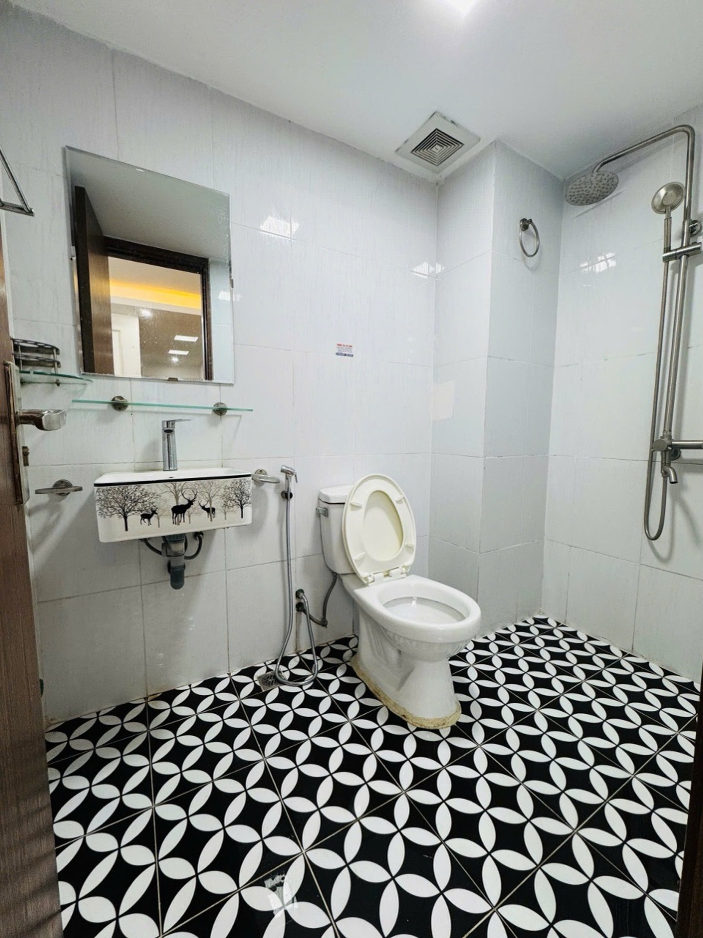 Bán nhà Nguyễn Xiển - diện tích 73m2 1 tầng - mặt tiền 7,9m - giá 4,68 tỷ