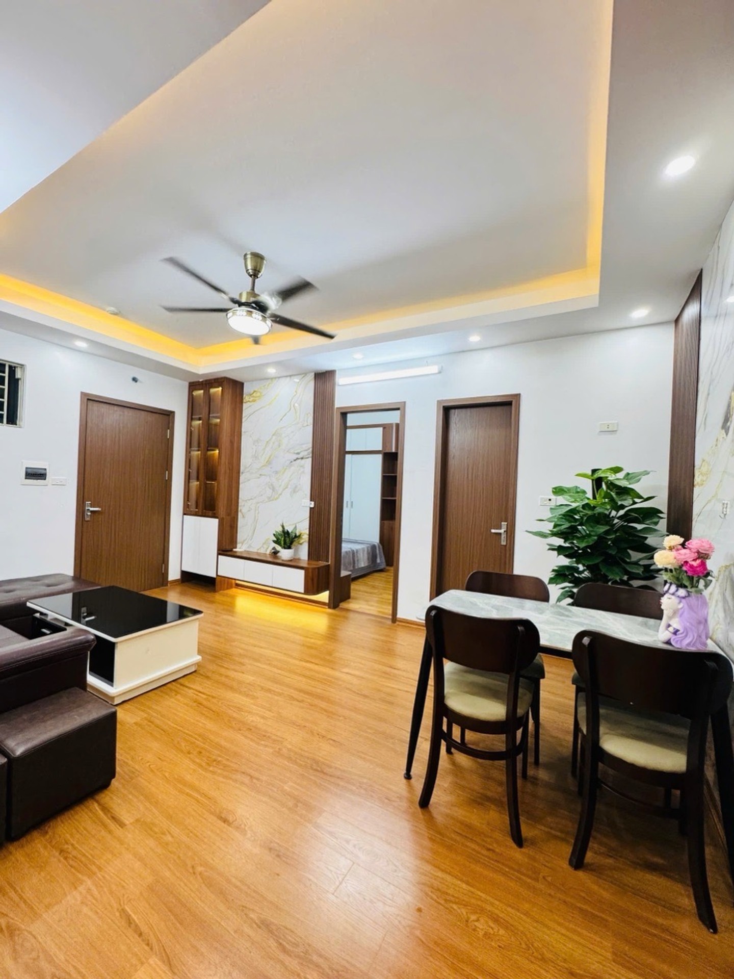 Bán nhà Nguyễn Xiển - diện tích 73m2 1 tầng - mặt tiền 7,9m - giá 4,68 tỷ
