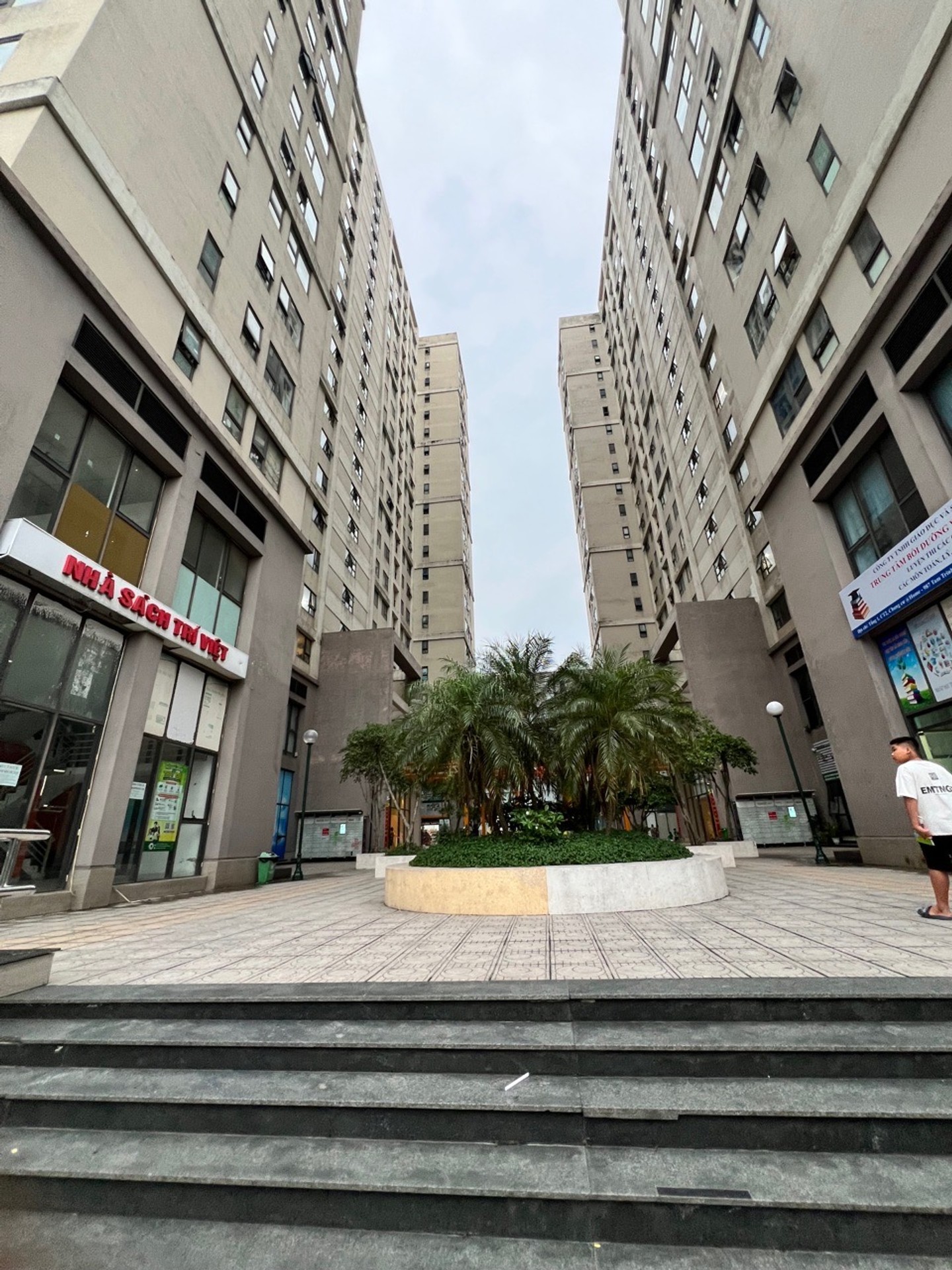 Bán nhà Tam Trinh - diện tích 46m2 14 tầng - Nhà siêu đẹp ở ngay - giá 3,8 tỷ