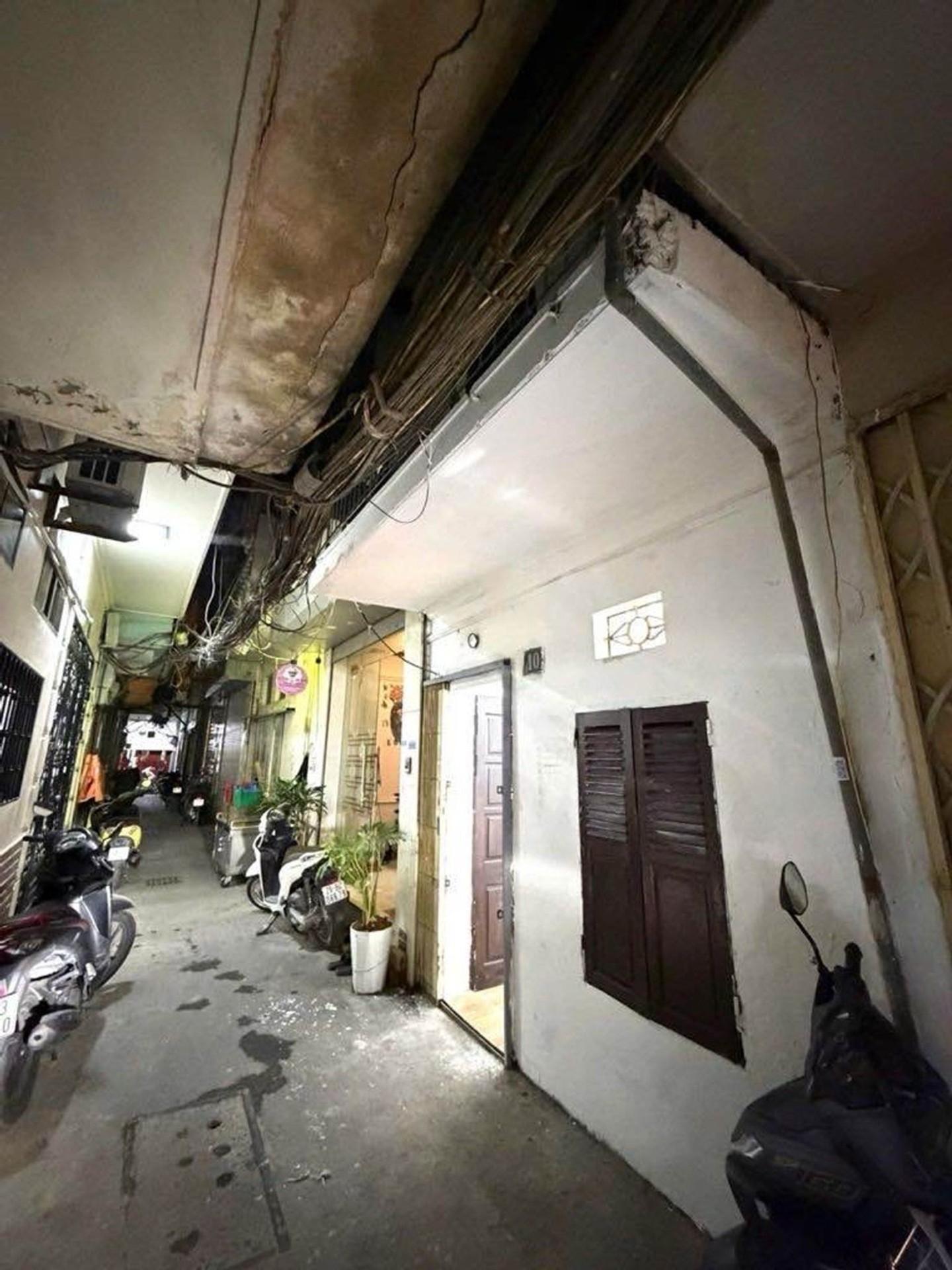 Bán nhà Tôn Đức Thắng - diện tích 25m2 2 tầng - Nhà hai mặt thoáng - giá 6,8 tỷ